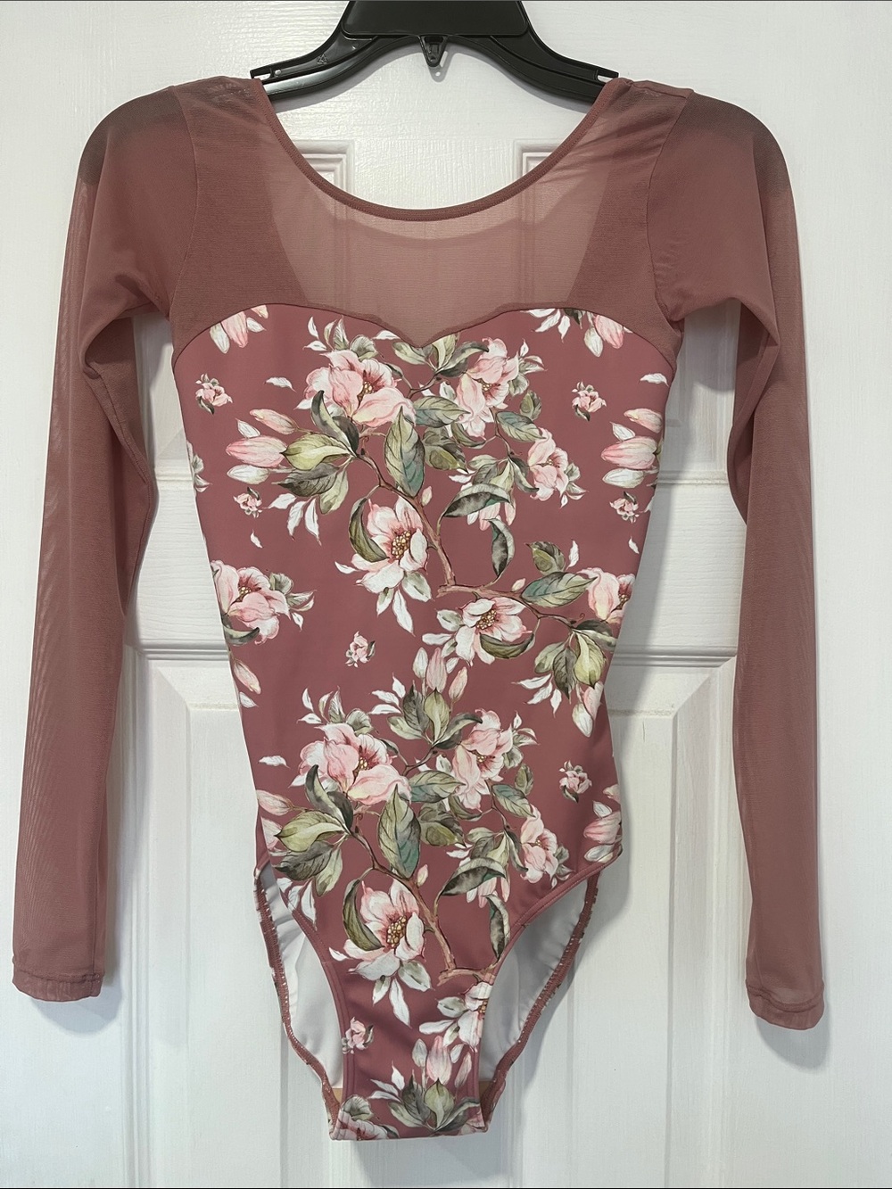 Eleve long sleeve leotard size S